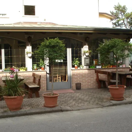 La Quercia Ξενοδοχείο Λινιάνο Σαμπιαντόρο