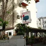 La Quercia Hotel *