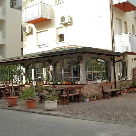 La Quercia Ξενοδοχείο *